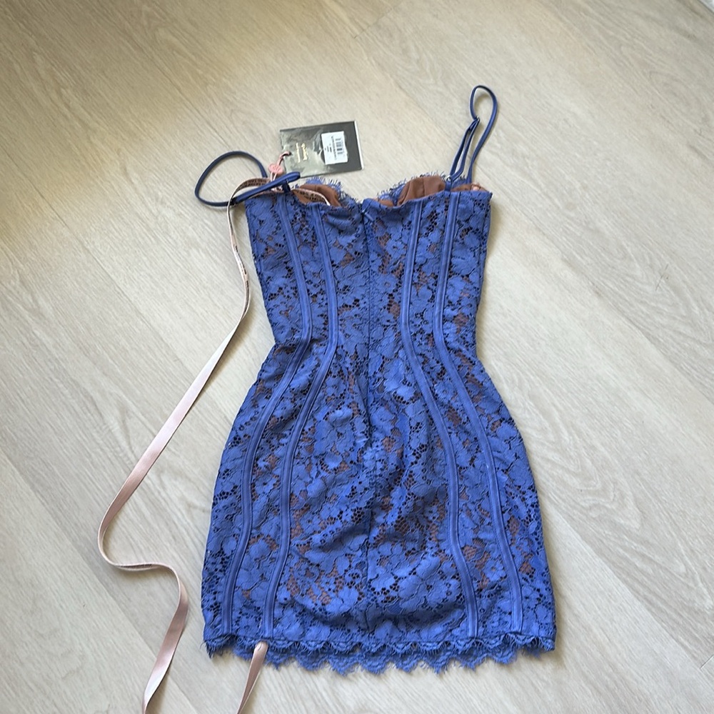 NEW House of CB Lala Lace Mini Dress Lavender Xs - Picture 8 of 9